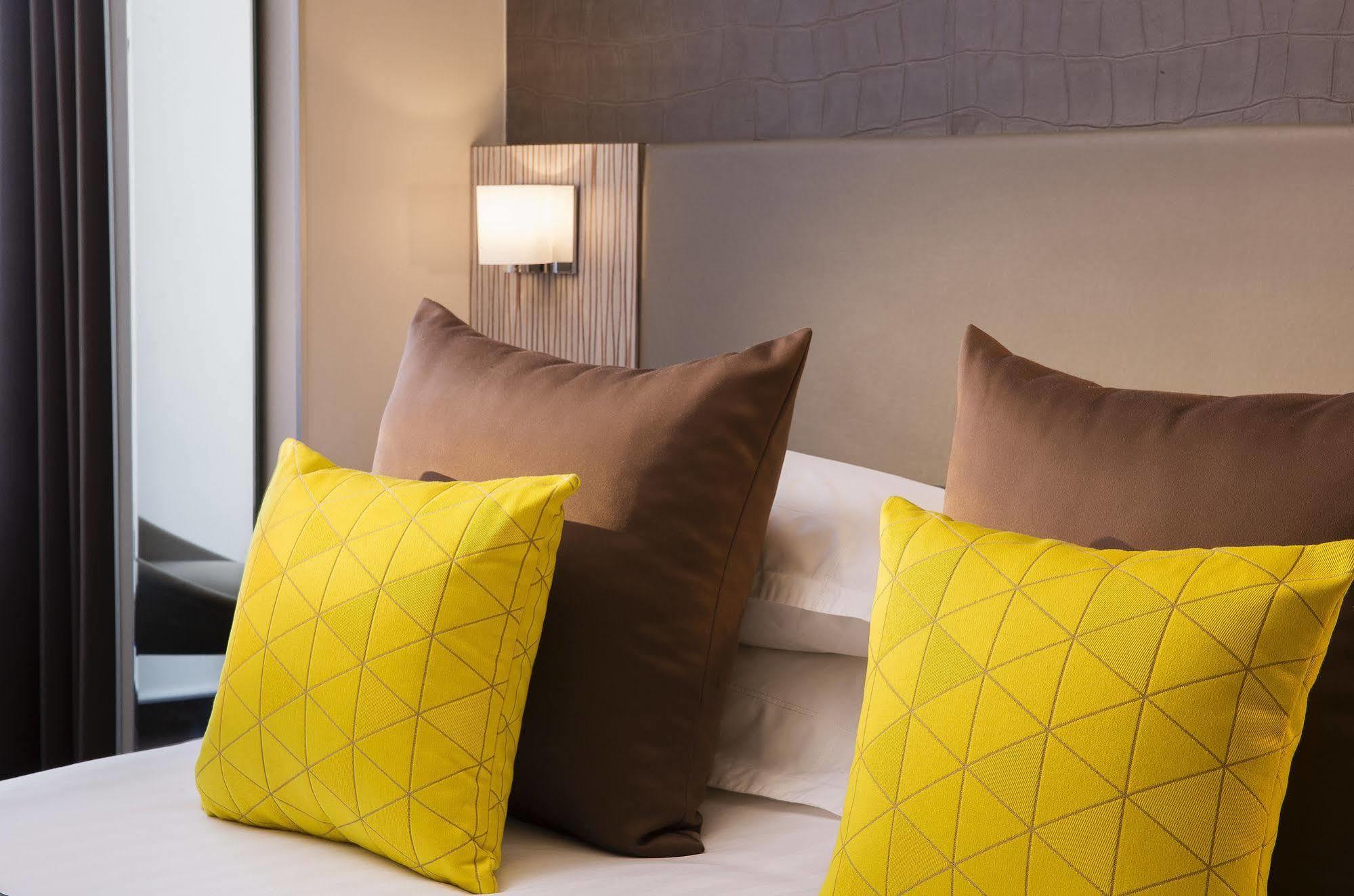 Acropole Hotel Париж Екстериор снимка